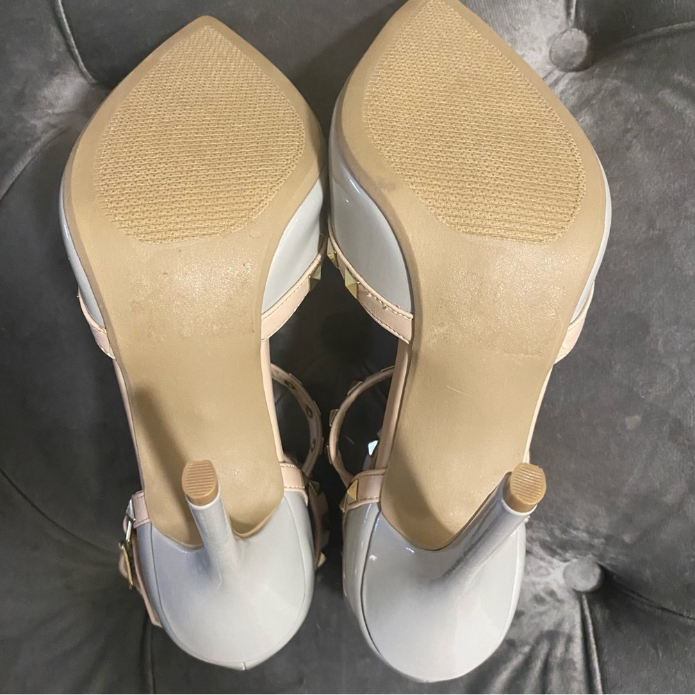New Wild Diva Lounge Heels - Size 7.5 - Picture 4 of 9